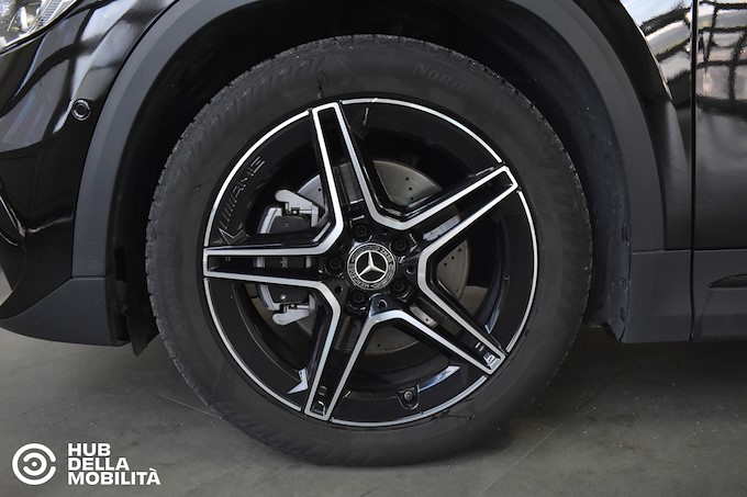 MERCEDES-BENZ GLA 200 d Automatic 4Matic Premium